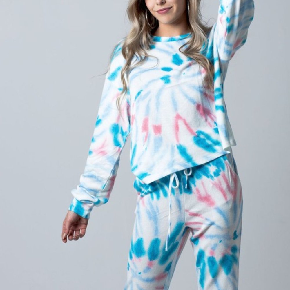 The Rinna Lounge Set